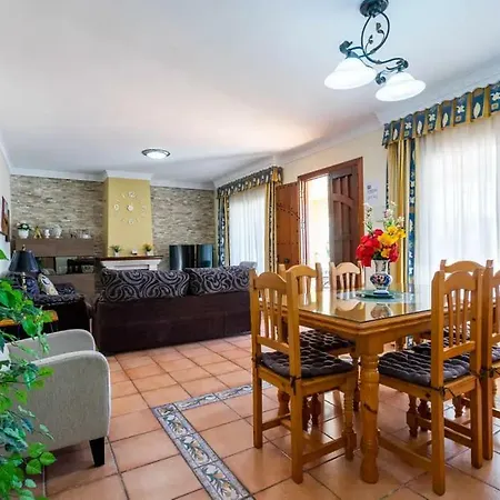 Villa Jorge Spainsunrentals 1022 Nerja
